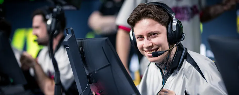 Legacy vs Gentle Mates: Przewidywania i Analiza Meczu - ESL Pro League Sezon 22 Etap 1