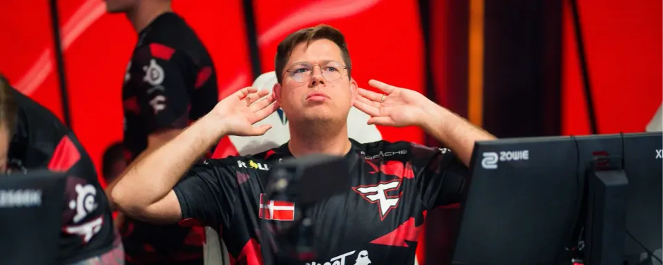 FaZe Clan, ESL Pro League s22 Stage 2'de G2 ile olan maçtan çekildi