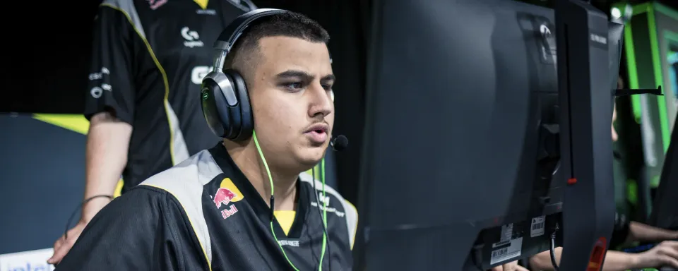 NAVI menewaskan Aurora dalam perlawanan pembukaan ESL Pro League Musim 22