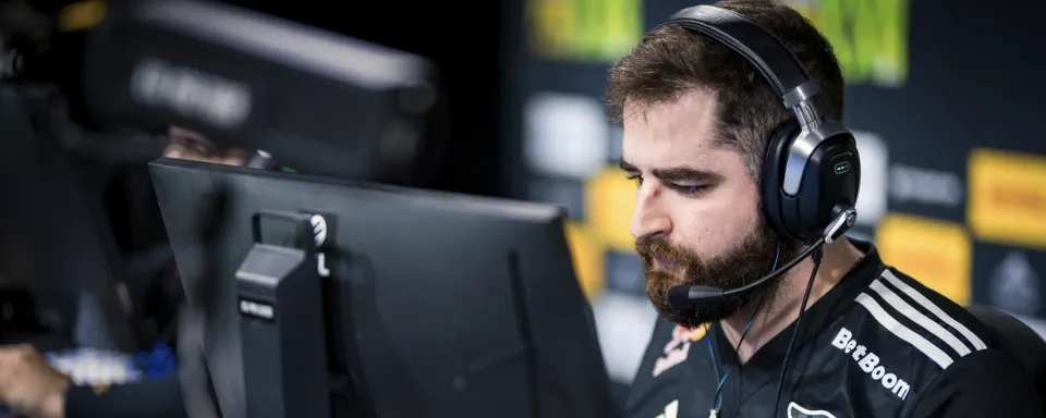 Прогноз и анализ матча FURIA против G2 - ESL Pro League Season 22
