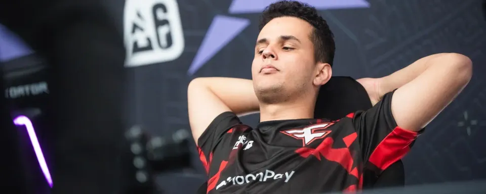 w7m esports và FaZe Clan chiến thắng trận mở màn — vòng playoff South America League 2025 - Giai đoạn 2