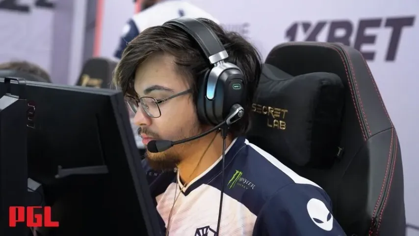 Twistzz pede à Valve que resolva as falhas do CS2 antes dos playoffs do PGL Major Copenhagen