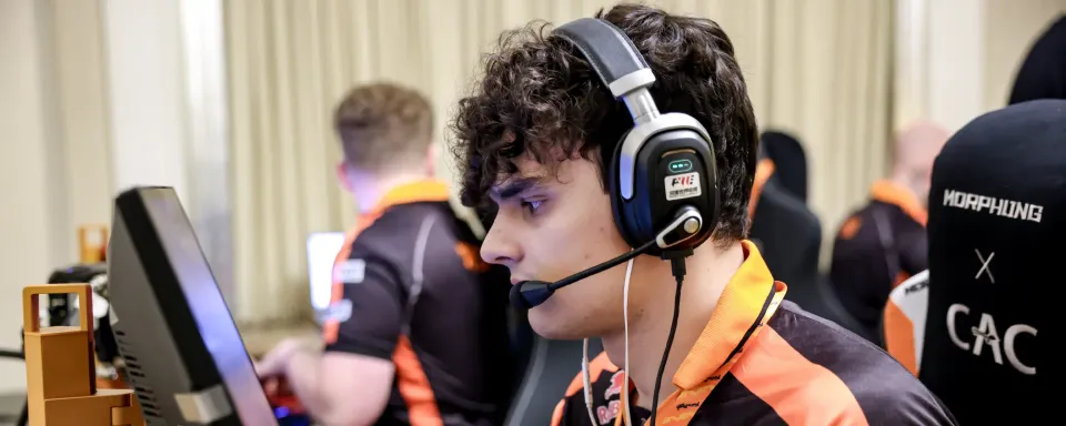 Nanalo ang Fnatic at TYLOO sa mga pambungad na laban, habang natalo ang FaZe sa FUT sa Group B ng CS Asia Championships 2025