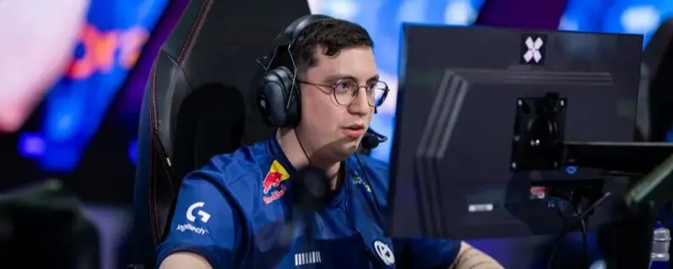 Tin đồn: KRÜ Esports đạt thỏa thuận miệng với Saadhak