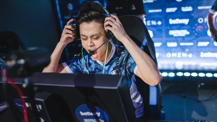 Stewie2K стає Stand-In Legacy під час змін у команді