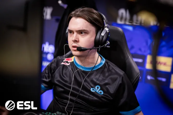 electroNic devolveu a bandeira russa à Liquipedia