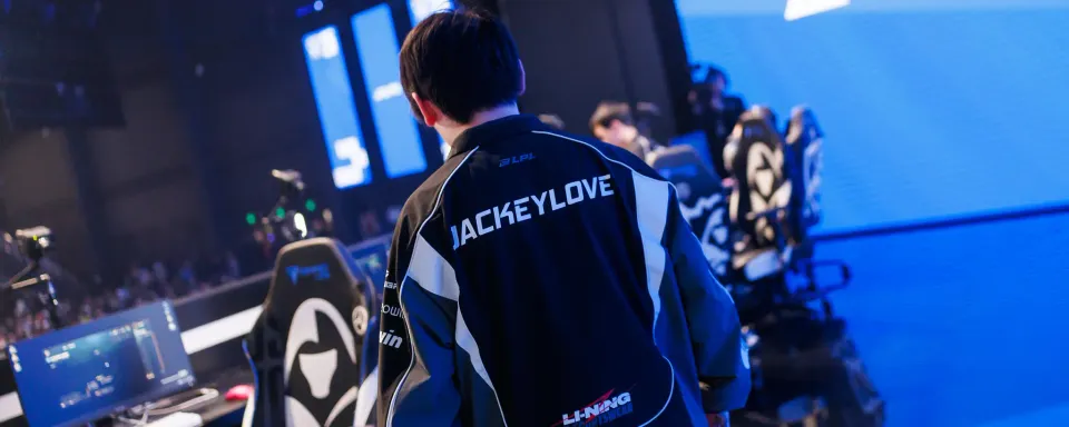 Top Esports Kalahkan Bilibili Gaming dan Lolos ke Playoff Worlds 2025