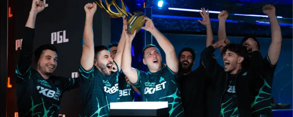 Jugadores de Aurora comparten sus emociones tras su primer trofeo profesional — PGL Masters Bucarest 2025