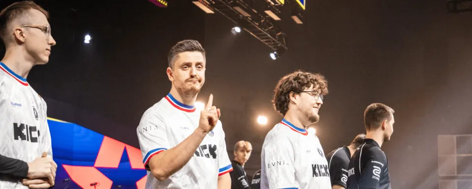 Ramalan dan Analisis Perlawanan Vitality vs MOUZ — Playoff Intel Extreme Masters Chengdu 2025