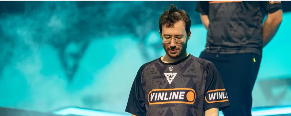 33 — BLAST SLAM IV에서 MVP 선정