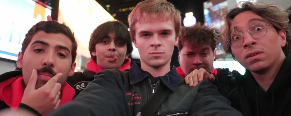 Ramalan dan Analisis Perlawanan T1 vs Sentinels - Playoff Red Bull Home Ground 2025