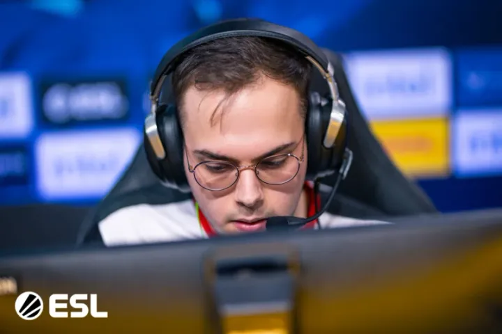 Técnico do MOUZ fala após derrota no IEM Chengdu 2024