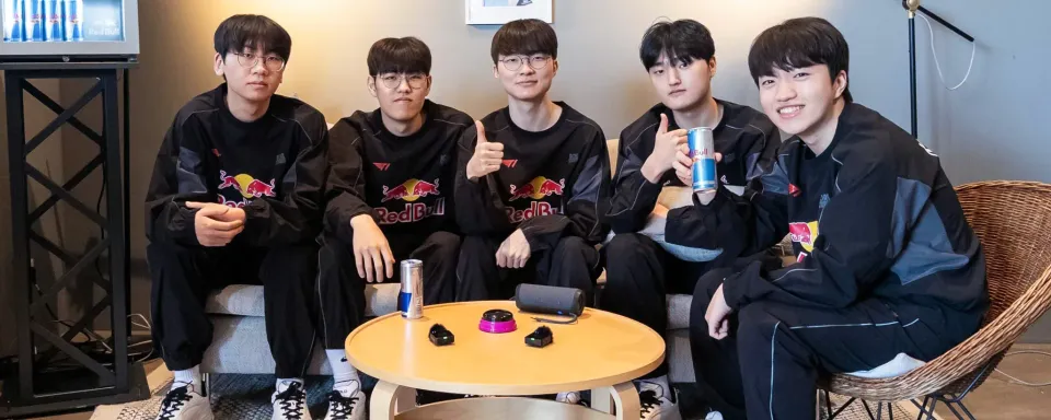 T1 Pasukan Terbaik Tahun Ini, Chovy Pemain Terbaik Tahun Ini di Anugerah League Awards 2025