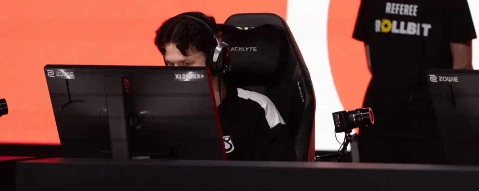 B8 побеждают Fnatic, а Liquid уступают PARIVISION на StarLadder Budapest Major 2025 Stage 2