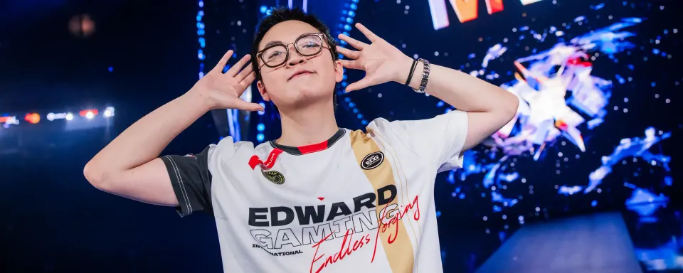 Previsão e Análise do Jogo Trace Esports vs EDward Gaming - Playoffs do Shanghai Esports Masters 2025