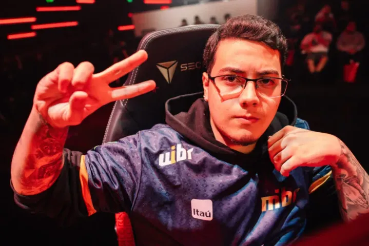 jzz da MIBR expressa insatisfação após uma série de derrotas