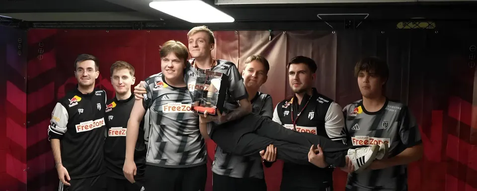 FUT lọt vào top 20 bảng xếp hạng thế giới VRS sau Galaxy Battle Phase 5