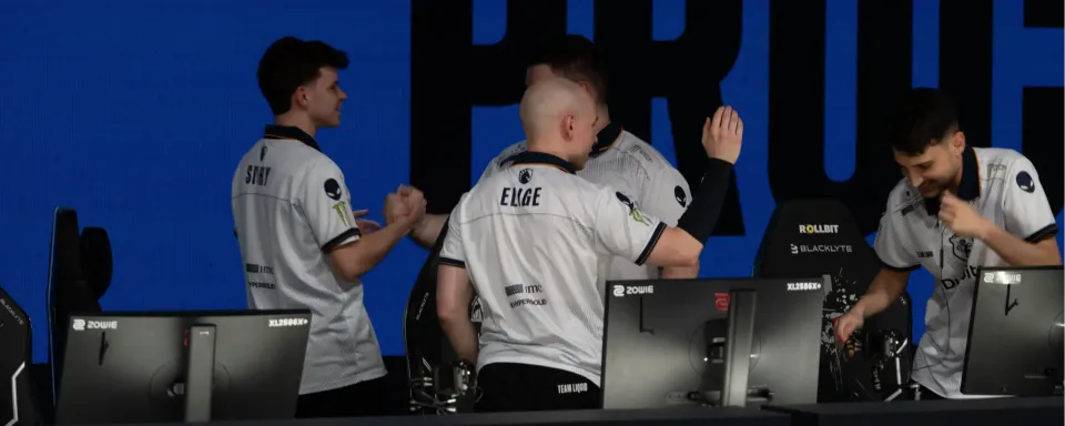 Сообщество раскритиковало Liquid за рождественский розыгрыш призов