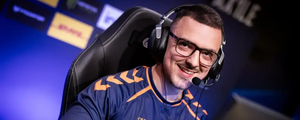 В команде s1mple осталось 3 игрока