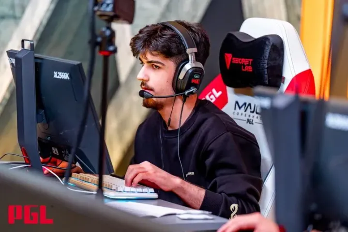 Eternal Fire triumfuje nad Fnatic i awansuje do niższego finału