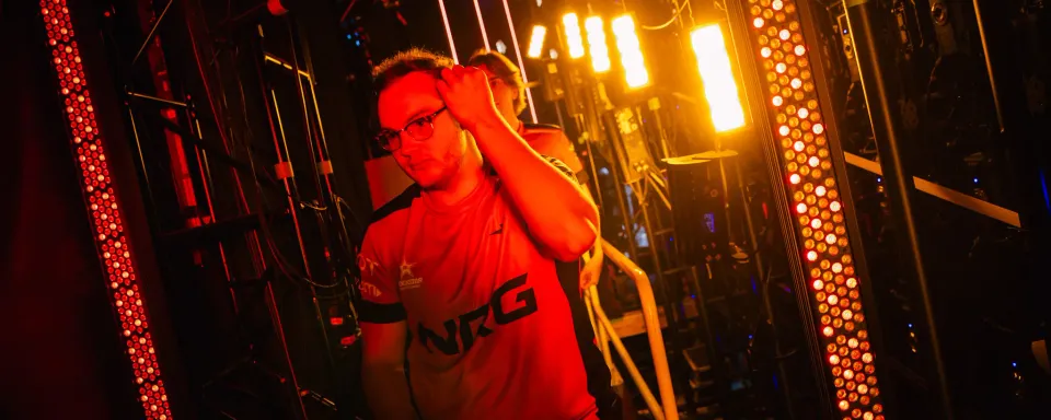 Brawk Dinobatkan sebagai Initiator Terbaik Tahun Ini