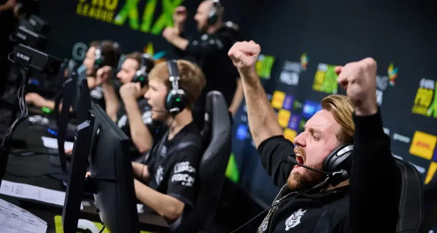 Top 10 Melhores Jogadores de CS2 com pistolas em LAN em 2024