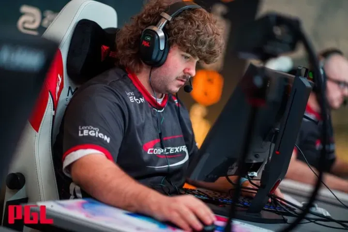 Complexity defeated Virtus rogo to secure a place in the semifinals of ESL Pro League Season 19