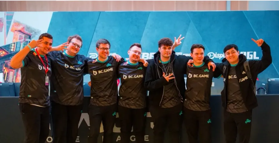 Why doesn't Cloud9 just disband already?