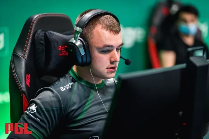 OG Has Frozen the CS:GO Academy Project