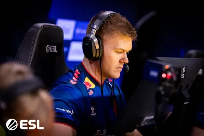 BlameF about moving to Fnatic and giving up his IGL role