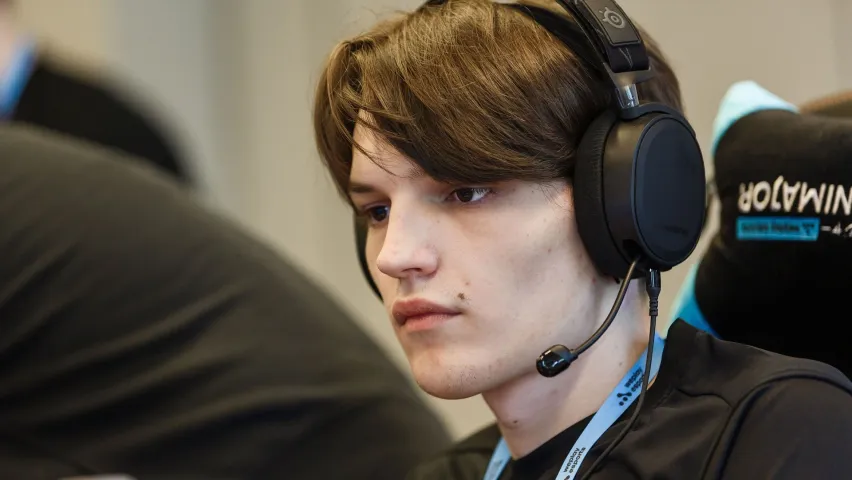 The Importance of Communication and Teamwork in Dota 2