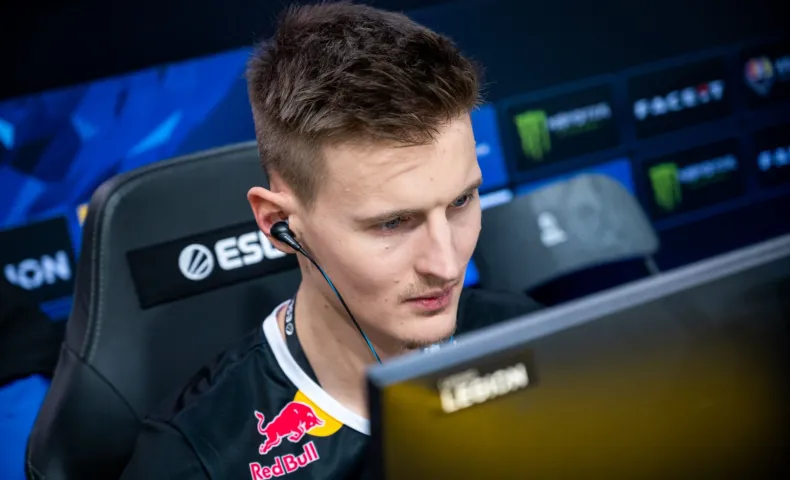 ENCE отправила valde в запас