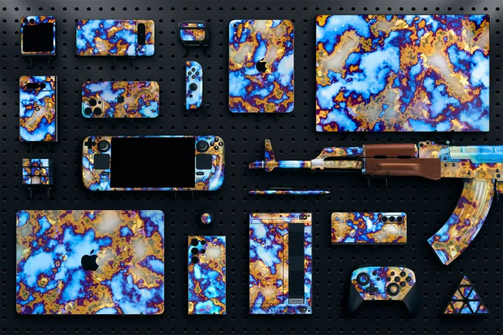 dbrand hat eine Reihe von "Case Hardened"-Geräteskins mit der Chance auf Blue Gem auf den Markt gebracht und damit eine Welle von Diskussionen in der Community ausgelöst