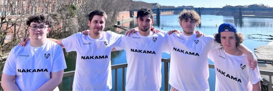 SmithZz и day0s покинули Nakama