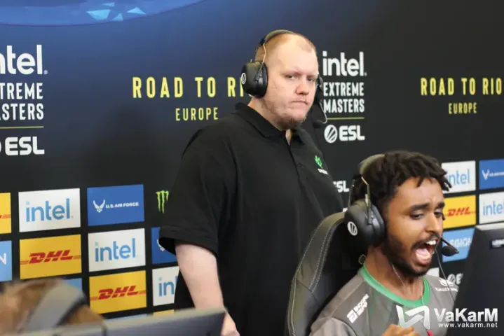 SAW-Trainer BERRY sprach im Podcast über die Situation der Mannschaft