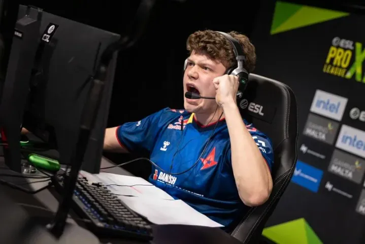 A Astralis derrotou a Falcons, avançando assim para a final do Grupo B do BLAST Premier Fall Groups 2024