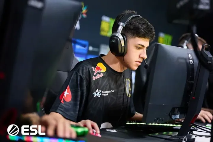 Fluxo will replace Chay with Kye ahead of RMR's closed qualifier