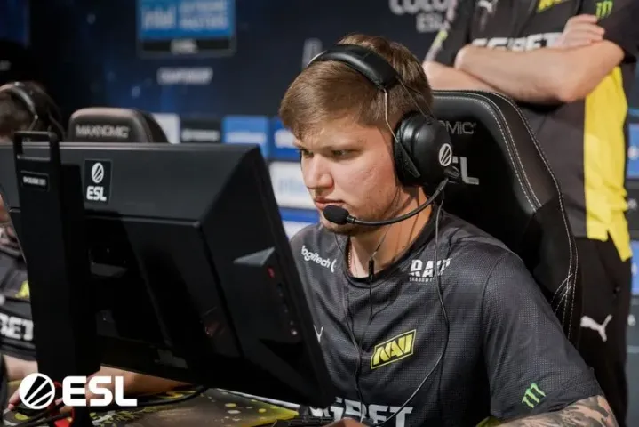 s1mple may get blocked on Faceit due to account transferring