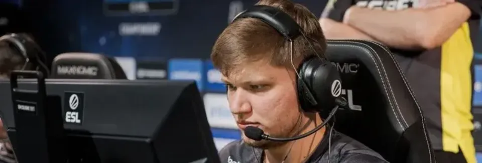 Інсайдери назвали суму викупу s1mple з NAVI