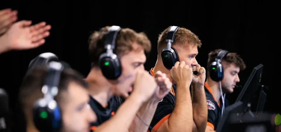 Fnatic defeated Astralis in Group C of the ESL Pro League S20 