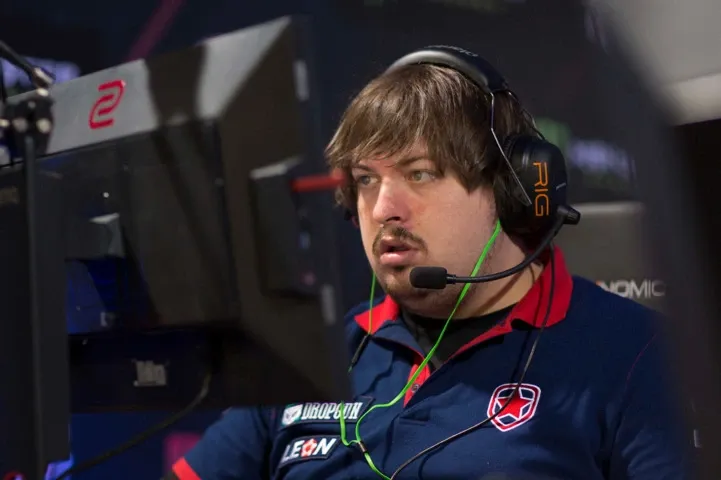 Dosia got caught up in a political scandal over the Victory Day Parade and the Immortal Regiment