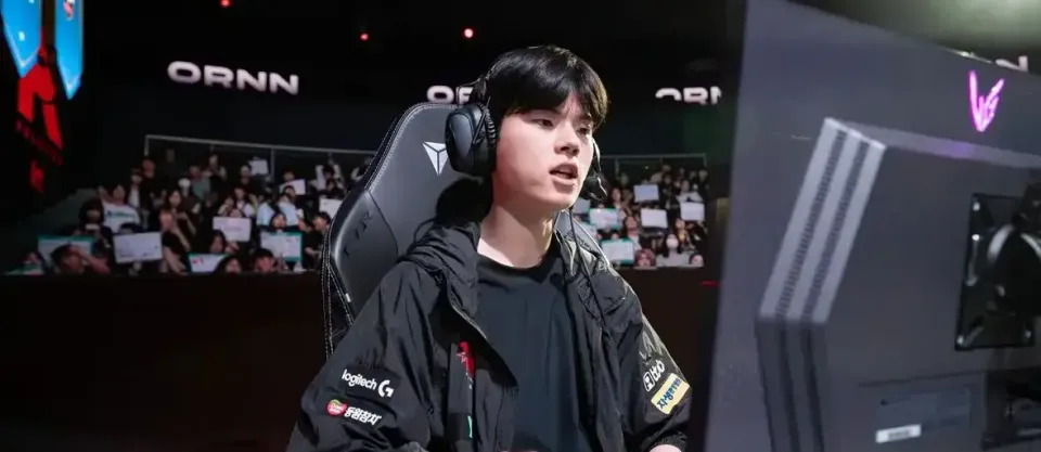 Deft se va al ejército después de perder contra T1 en el partido decisivo por el puesto en Worlds 2024