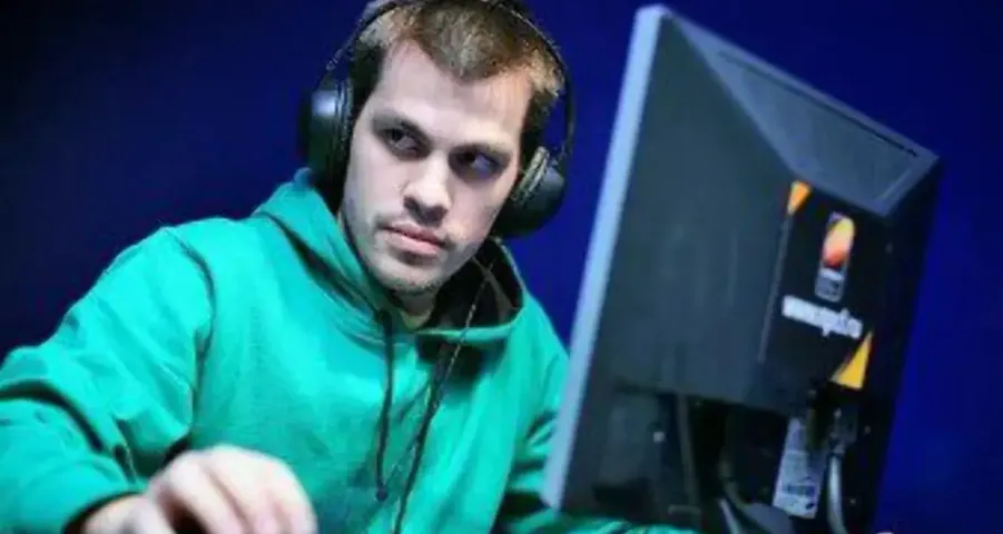 Overdrive назвал Monte - "командой недоразумение"