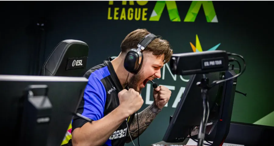 Previsão e Análise da Partida entre Natus Vincere e Team Falcons - BLAST Premier: Fall Final 2024