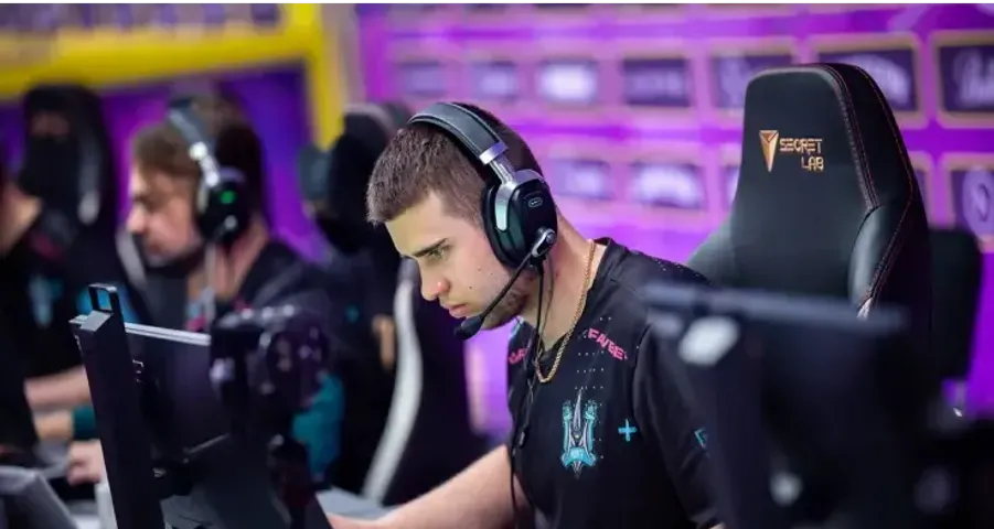 Monte обыграла NAVI и прошла в плей-офф BLAST.tv Paris Major 2023