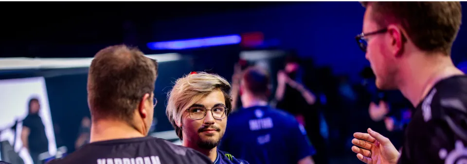 FaZe, BLAST Premier: Fall Final 2024 yarı finallerine yükseldi