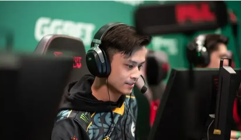 Stewie2K раскрыл ключевую разницу между тир-1 игроками в VALORANT и CS:GO