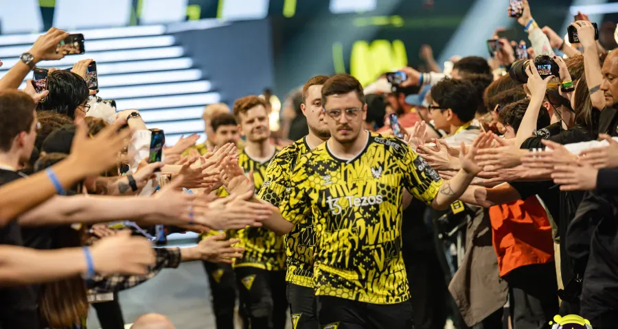 В CS:GO добавили капсулу с чемпионскими стикерами BLAST.tv Paris Major 2023