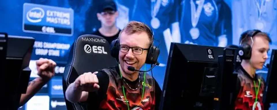 A scandal erupts: chrisJ raises a wave of criticism for racist statements