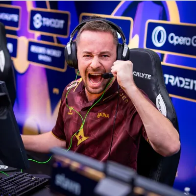 Astralis triomphent face à MOUZ et se qualifient pour les demi-finales du BLAST Premier World Final